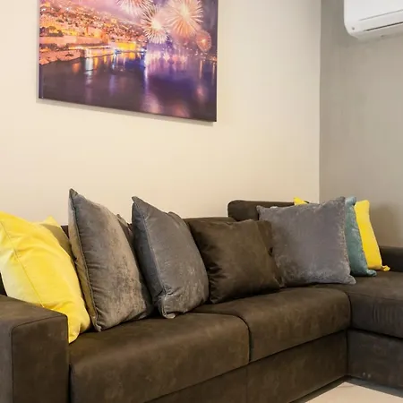 Sunny By 360 Estates