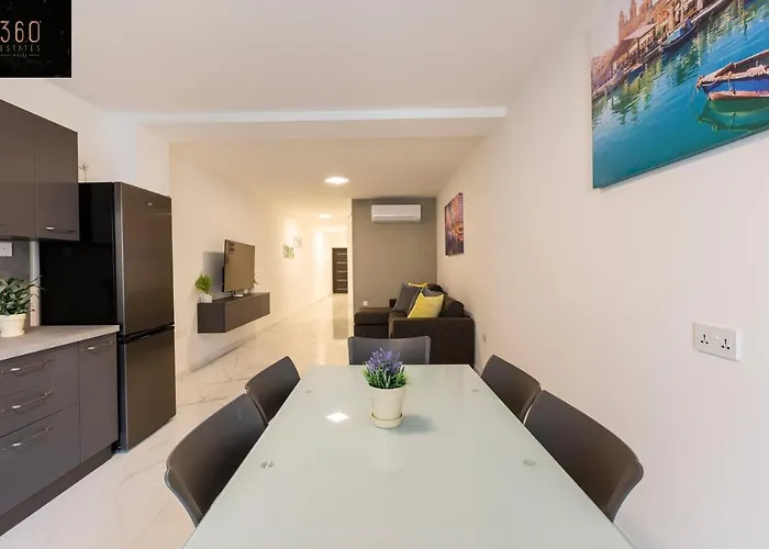 Sunny By 360 Estates