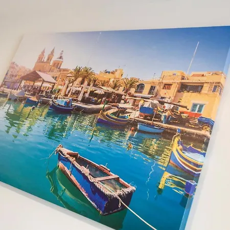 Sunny By 360 Estates *