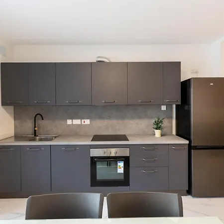 Sunny By 360 Estates 圣保罗湾城