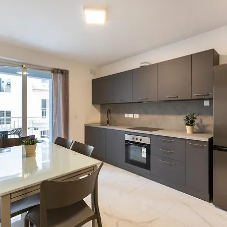 Sunny By 360 Estates